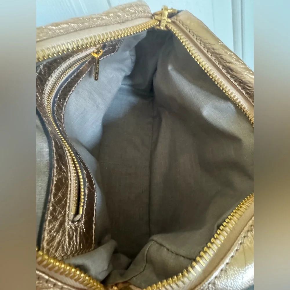 Marc Jacobs rose gold metallic quilted handbag - Picture 2 of 14